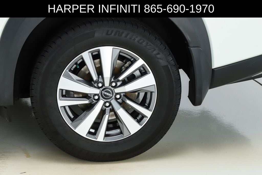 2023 Nissan Pathfinder SL