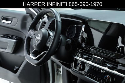 2023 Nissan Pathfinder SL