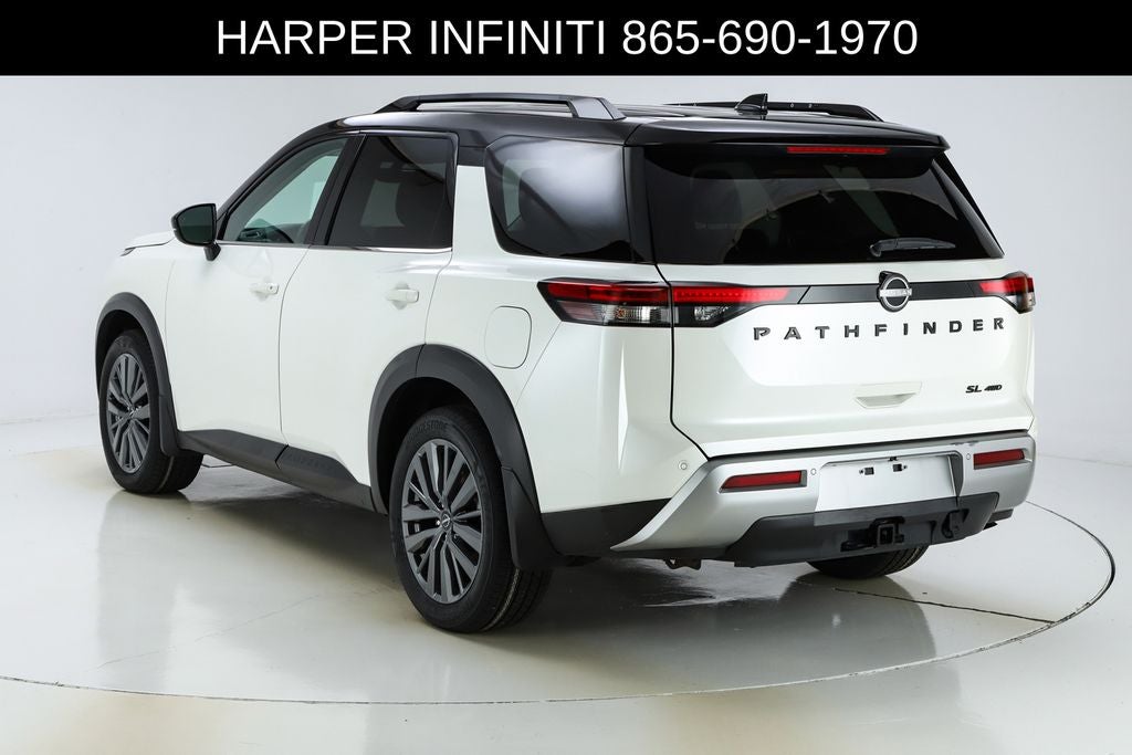 2023 Nissan Pathfinder SL