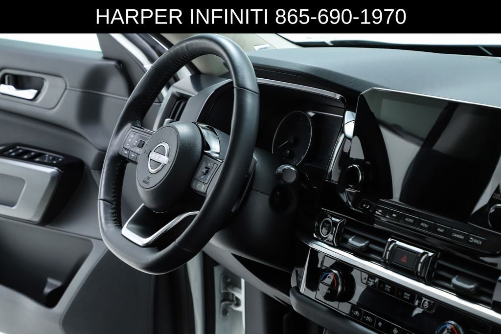 2023 Nissan Pathfinder SL