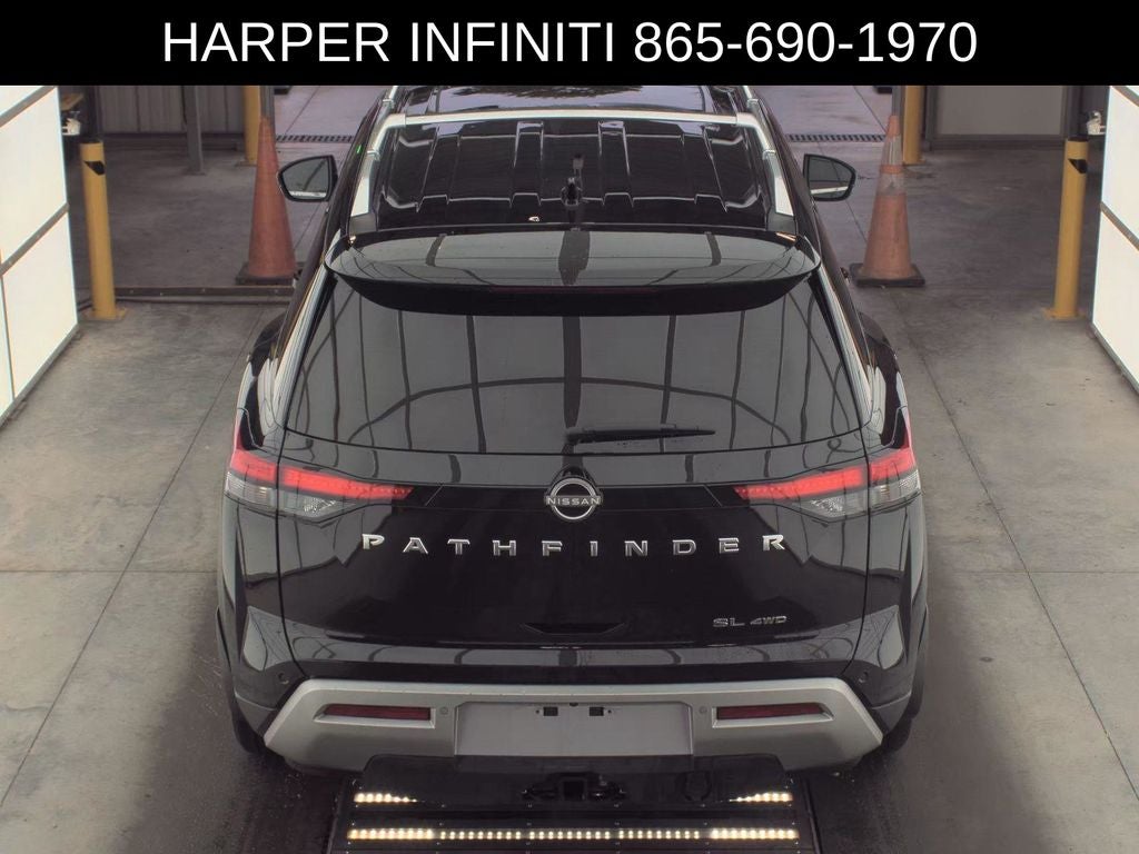 2024 Nissan Pathfinder SL