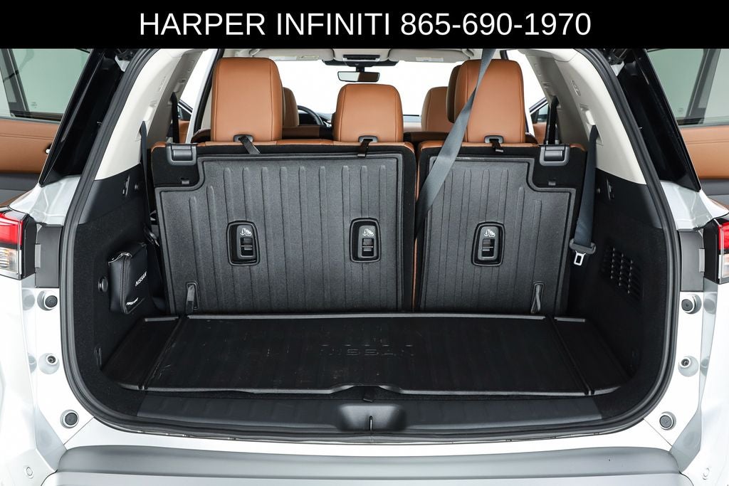 2025 Nissan Pathfinder Platinum