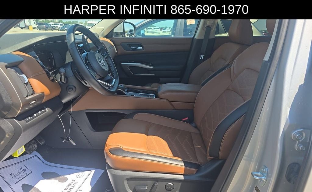 2025 Nissan Pathfinder Platinum