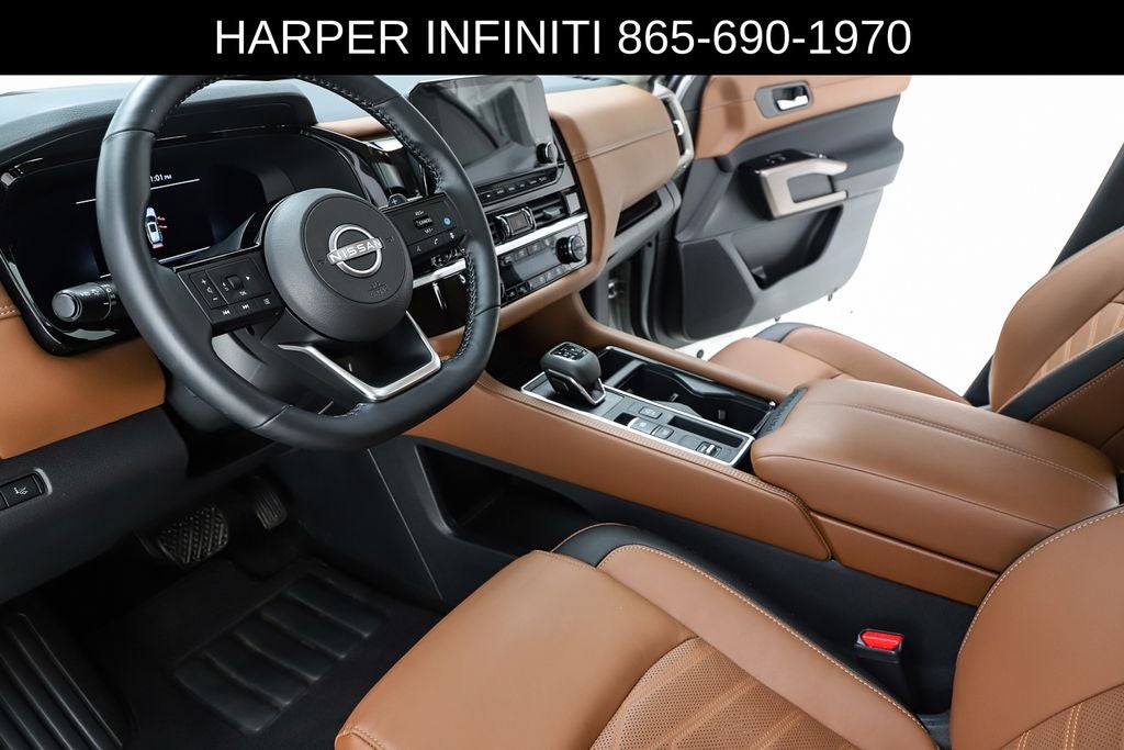 2025 Nissan Pathfinder Platinum
