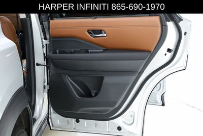 2025 Nissan Pathfinder Platinum