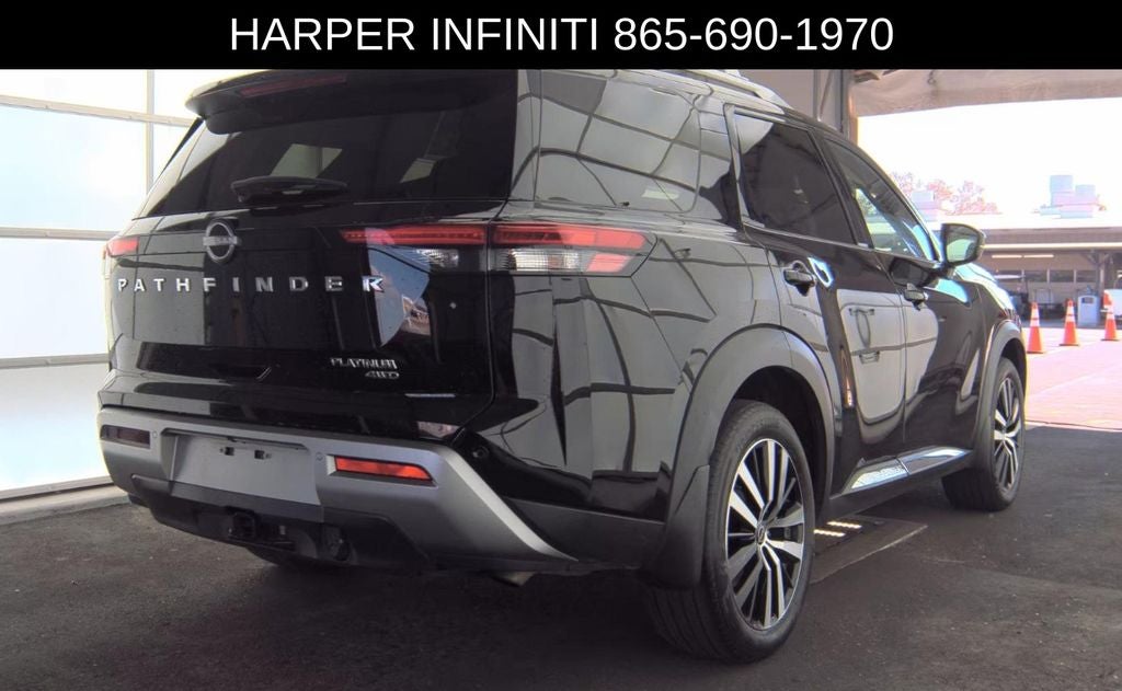 2023 Nissan Pathfinder Platinum