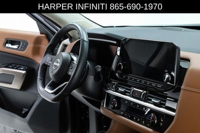 2023 Nissan Pathfinder Platinum