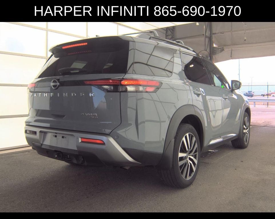 2023 Nissan Pathfinder Platinum
