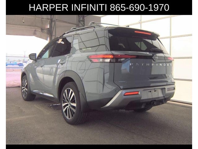 2023 Nissan Pathfinder Platinum