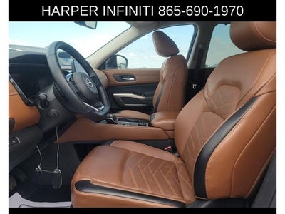 2023 Nissan Pathfinder Platinum