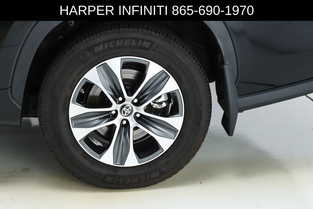 2023 Toyota Highlander L