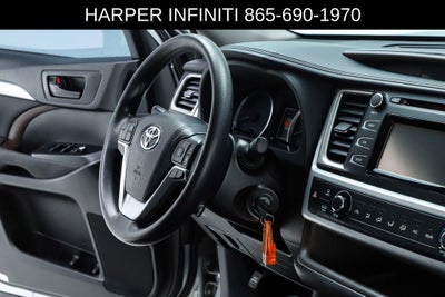 2018 Toyota Highlander LE