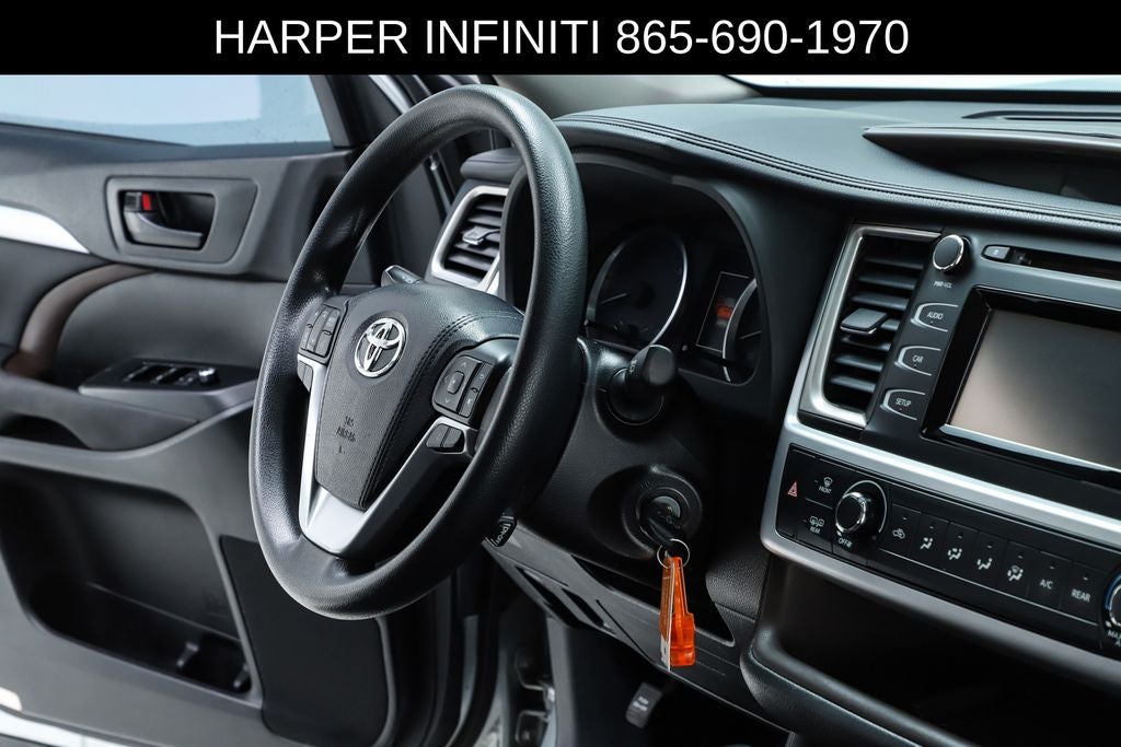 2018 Toyota Highlander LE