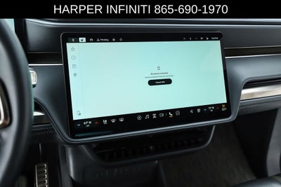 2024 Rivian R1S Adventure
