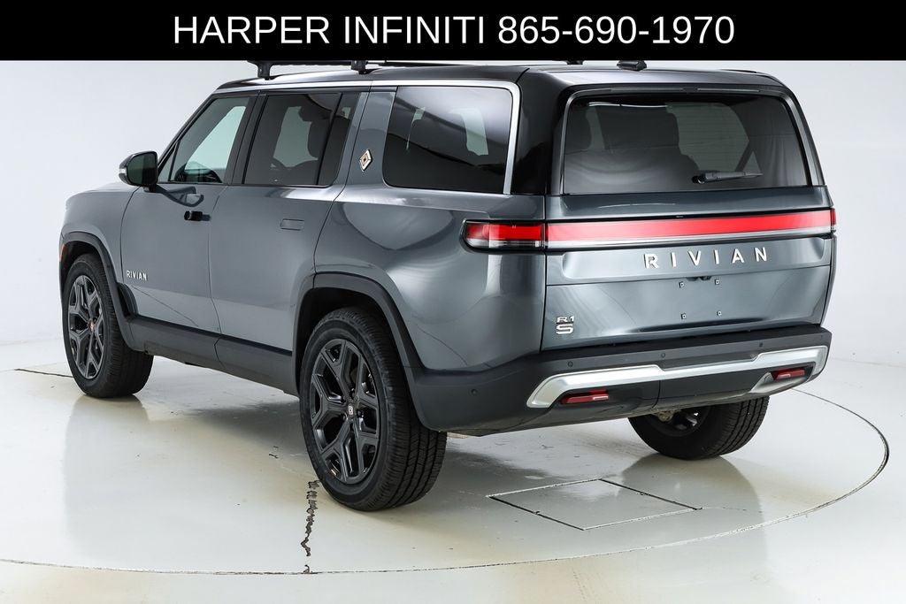 2024 Rivian R1S Adventure