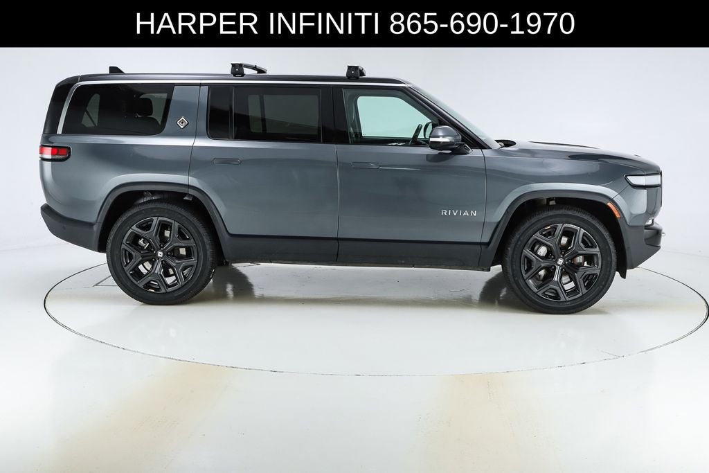 2024 Rivian R1S Adventure