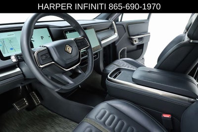 2024 Rivian R1S Adventure