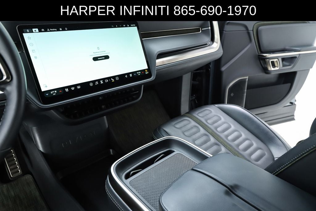 2024 Rivian R1S Adventure