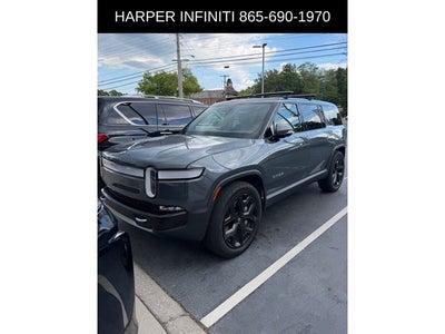 2024 Rivian R1S Adventure
