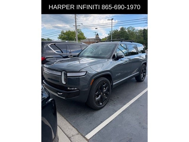 2024 Rivian R1S Adventure
