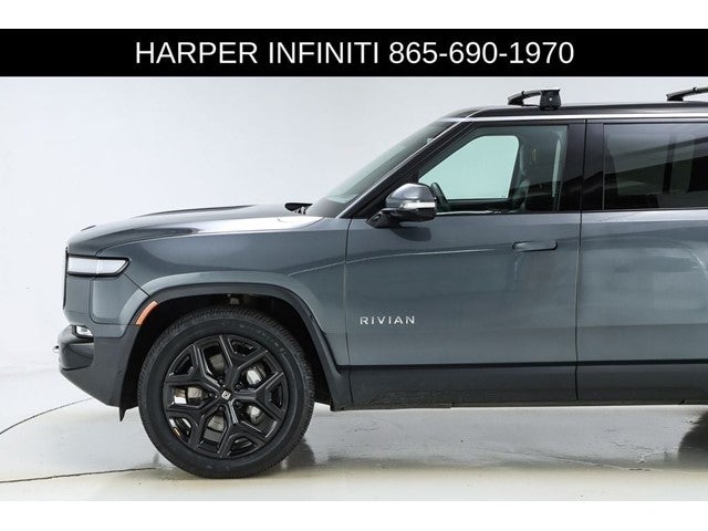 2024 Rivian R1S Adventure