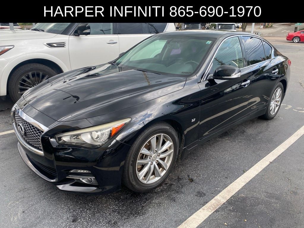 2015 INFINITI Q50 Premium