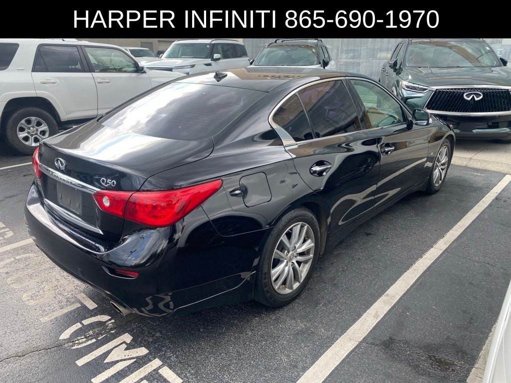 2015 INFINITI Q50 Premium