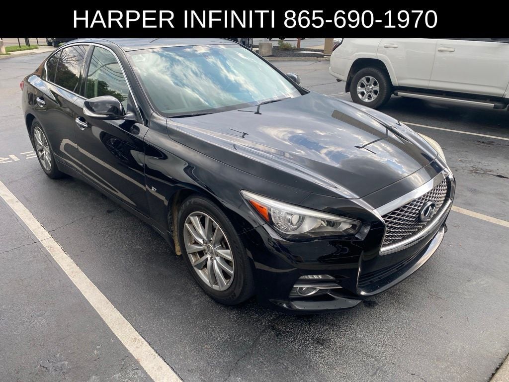 2015 INFINITI Q50 Premium