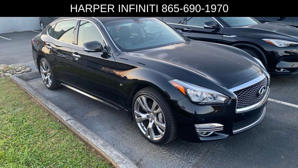 2015 INFINITI Q70L 3.7