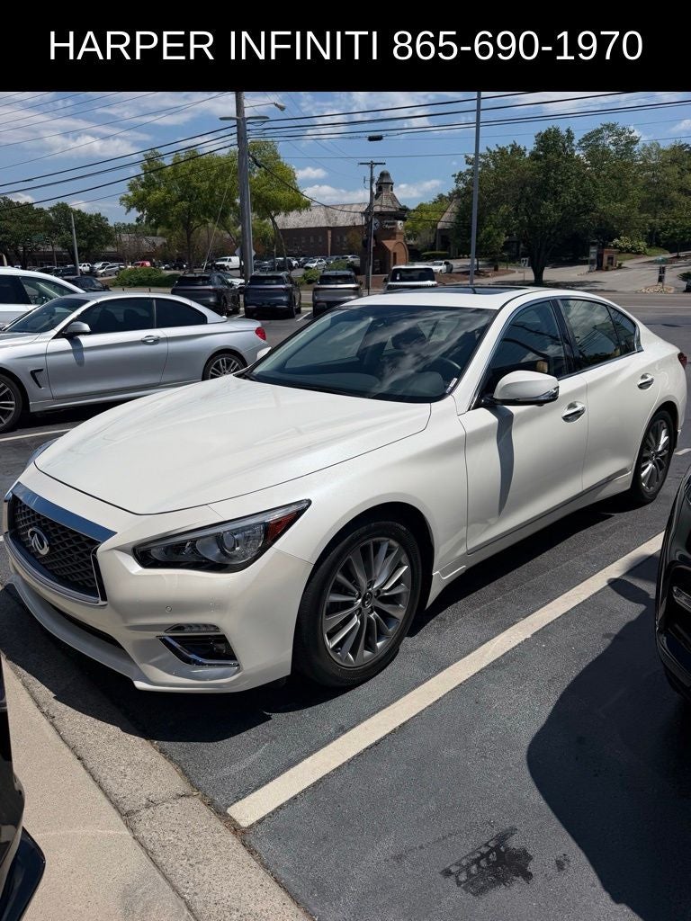 2023 INFINITI Q50 LUXE