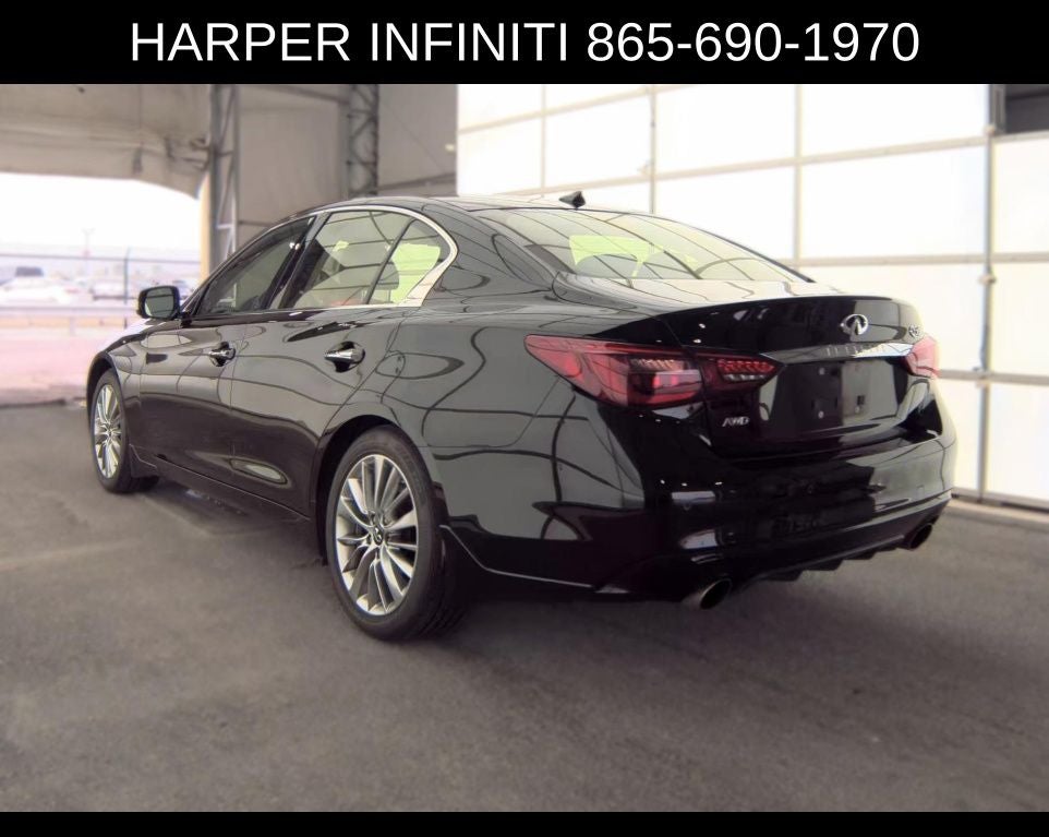 2023 INFINITI Q50 LUXE