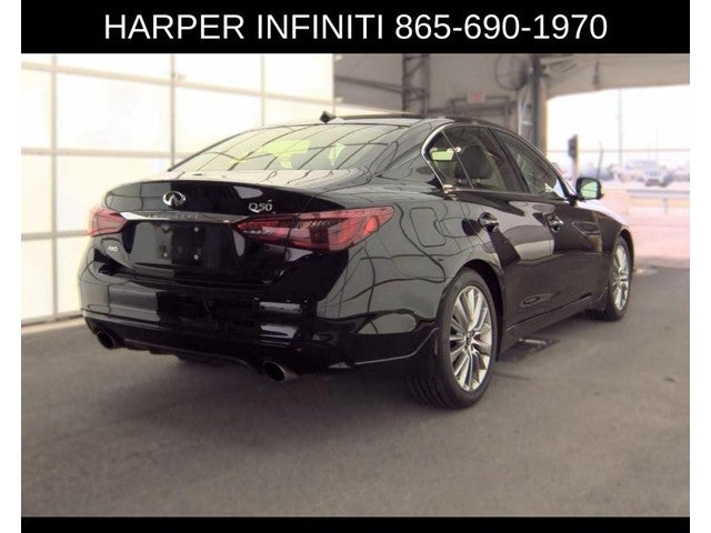 2023 INFINITI Q50 LUXE
