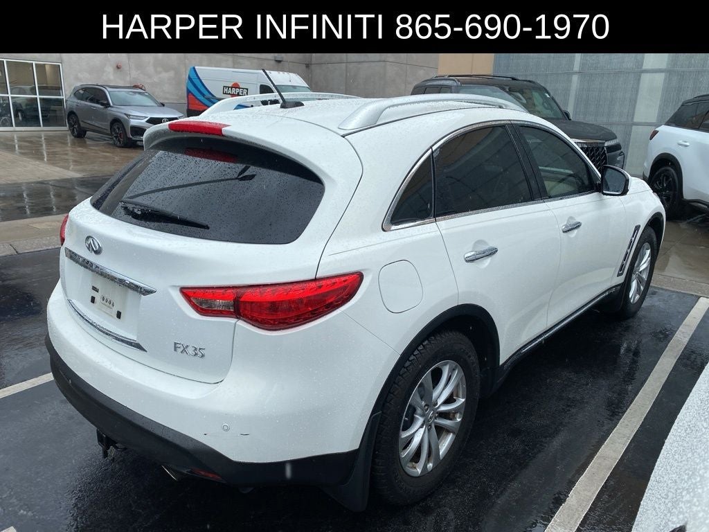 2011 INFINITI FX35 Base
