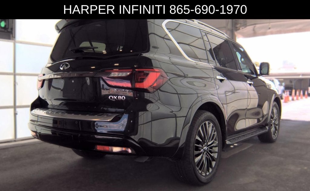 2024 INFINITI QX80 Premium Select