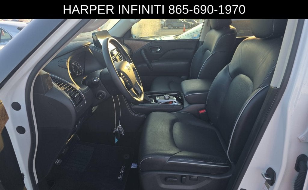 2023 INFINITI QX80 Premium Select