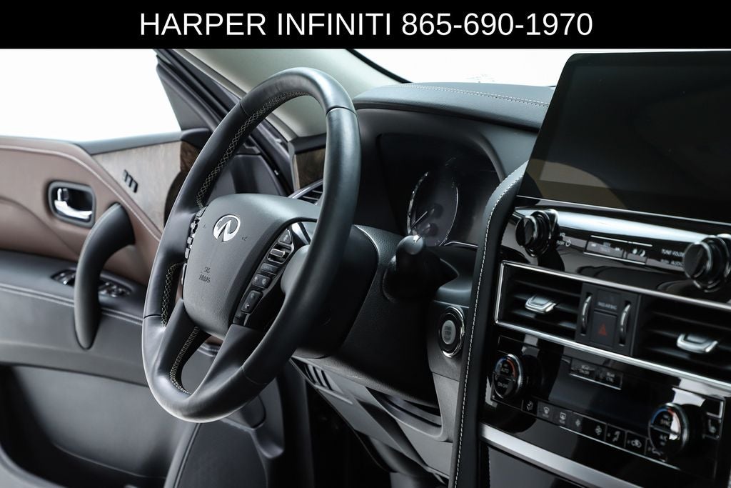 2024 INFINITI QX80 Premium Select
