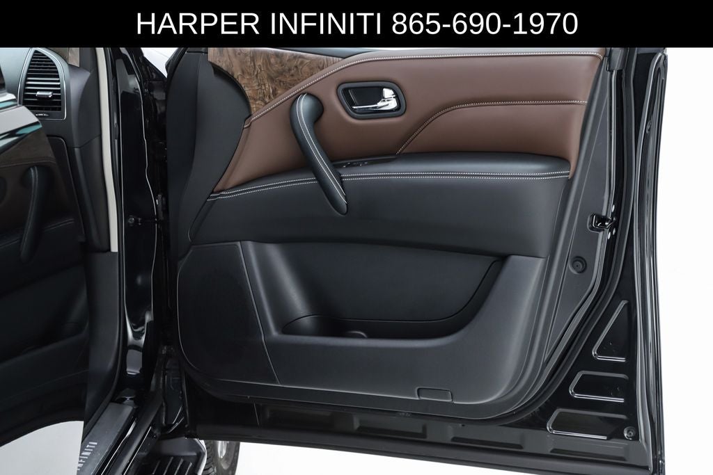 2024 INFINITI QX80 Premium Select
