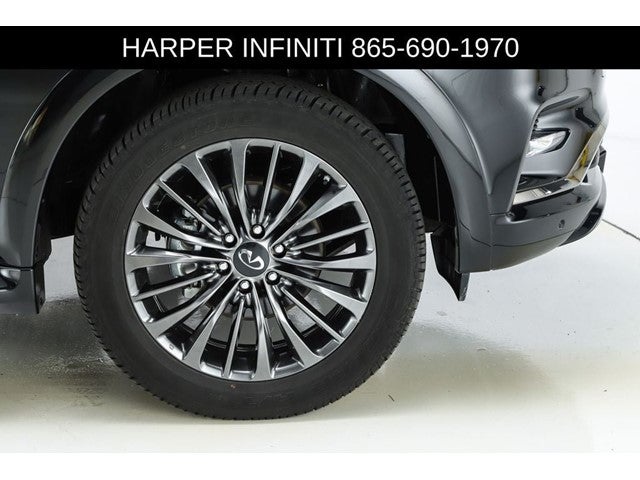 2024 INFINITI QX80 Premium Select