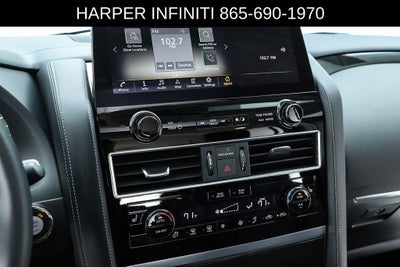 2023 INFINITI QX80 LUXE