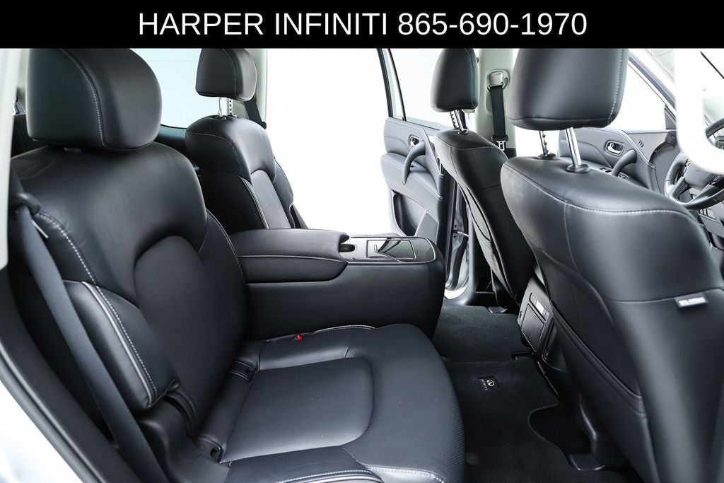 2023 INFINITI QX80 LUXE
