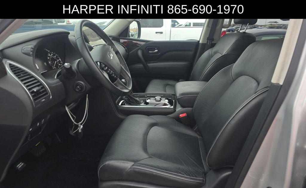 2023 INFINITI QX80 LUXE