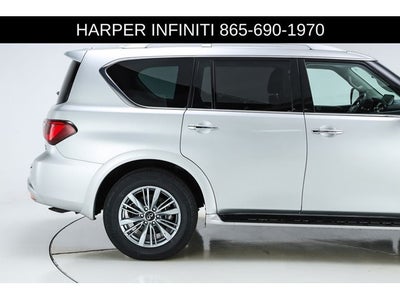 2023 INFINITI QX80 LUXE