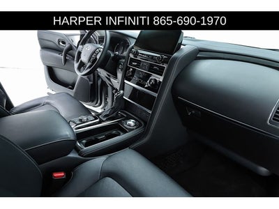 2023 INFINITI QX80 LUXE