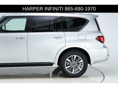 2023 INFINITI QX80 LUXE