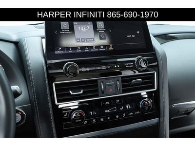 2023 INFINITI QX80 LUXE