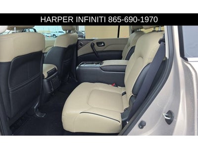 2024 INFINITI QX80 Premium Select