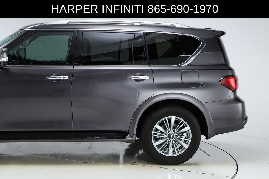 2024 INFINITI QX80 LUXE