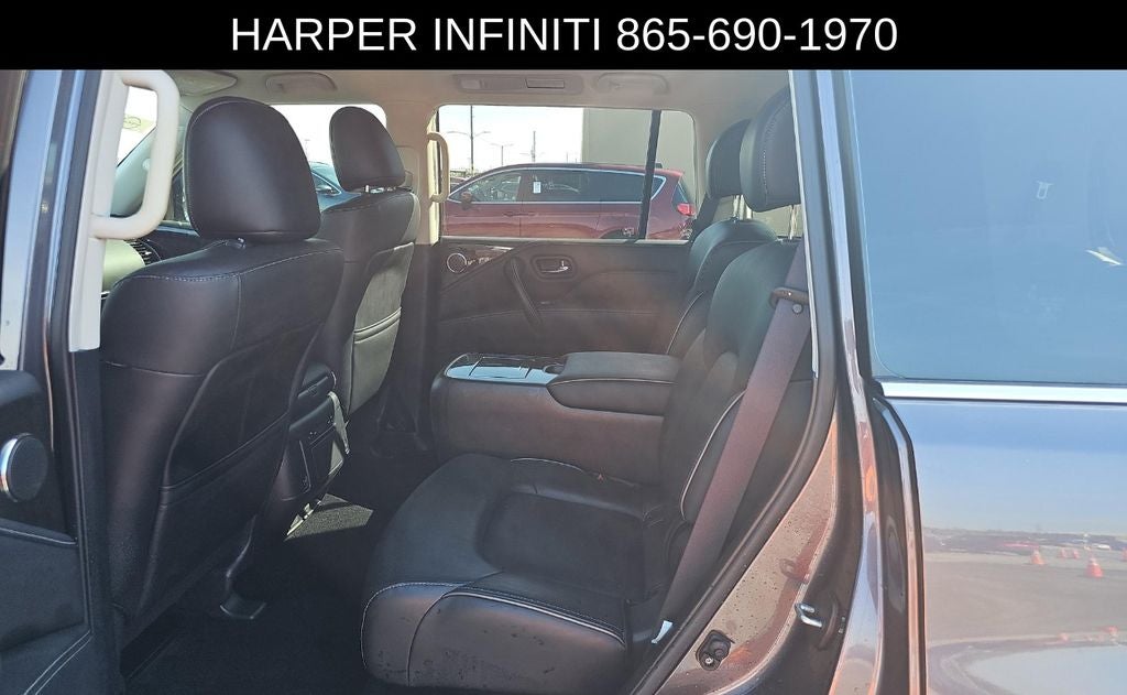 2024 INFINITI QX80 LUXE
