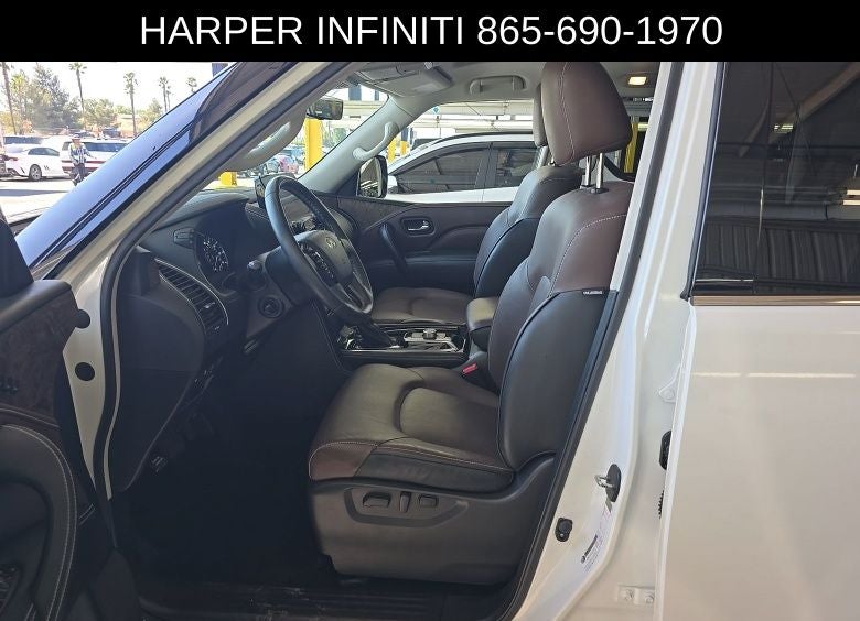2023 INFINITI QX80 Premium Select