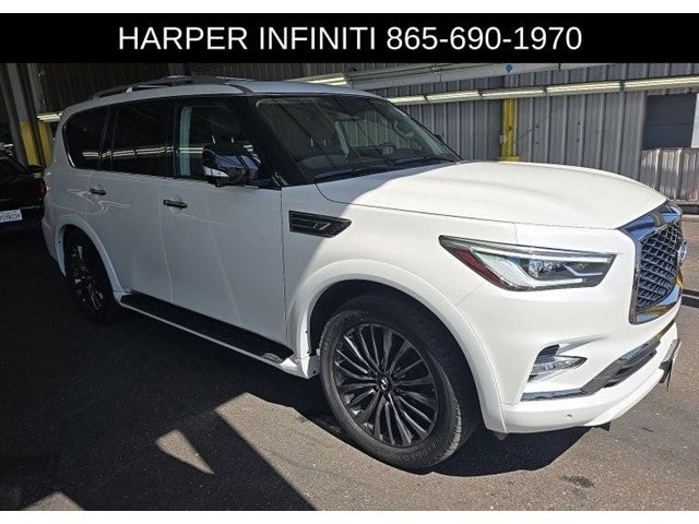 2023 INFINITI QX80 Premium Select